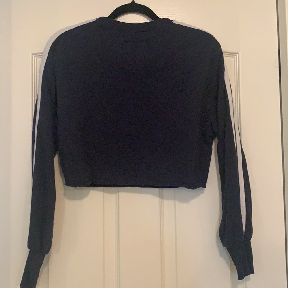 Hollister crop top sweatshirt - Picture 3 of 6